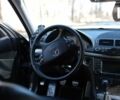 Черный Мерседес Е-Класс, объемом двигателя 2.9 л и пробегом 295 тыс. км за 9800 $, фото 9 на Automoto.ua