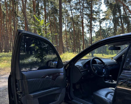 Чорний Мерседес Е-Клас, об'ємом двигуна 1.8 л та пробігом 234 тис. км за 8600 $, фото 20 на Automoto.ua