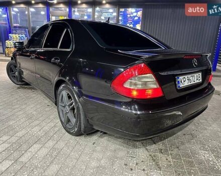 Чорний Мерседес Е-Клас, об'ємом двигуна 2.15 л та пробігом 435 тис. км за 9200 $, фото 3 на Automoto.ua