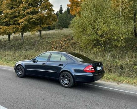 Мерседес Е-Клас 2006 у Турке на Automoto.ua Чорний Мерседес Е-Клас, об'ємом двигуна 2.99 л та пробігом 311 тис. км за 8000 $, фото 2 на Automoto.ua