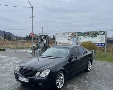 Черный Мерседес Е-Класс, объемом двигателя 1.8 л и пробегом 400 тыс. км за 6700 $, фото 6 на Automoto.ua