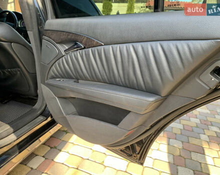 Мерседес Е-Класс 2006 в Ивано-Франковске на Automoto.ua Черный Мерседес Е-Класс, объемом двигателя 3 л и пробегом 326 тыс. км за 8200 $, фото 89 на Automoto.ua