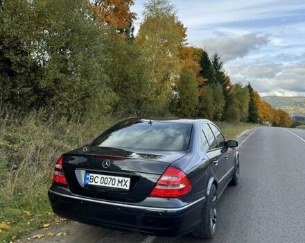 Мерседес Е-Клас 2006 у Турке на Automoto.ua Чорний Мерседес Е-Клас, об'ємом двигуна 2.99 л та пробігом 311 тис. км за 8000 $, фото 6 на Automoto.ua