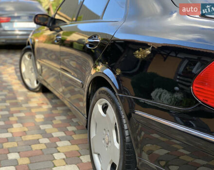 Мерседес Е-Класс 2006 в Ивано-Франковске на Automoto.ua Черный Мерседес Е-Класс, объемом двигателя 3 л и пробегом 326 тыс. км за 8200 $, фото 43 на Automoto.ua