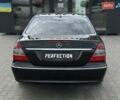 Черный Мерседес Е-Класс, объемом двигателя 3 л и пробегом 333 тыс. км за 10700 $, фото 13 на Automoto.ua