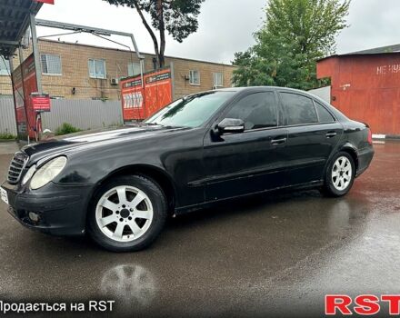 Черный Мерседес Е-Класс, объемом двигателя 1.8 л и пробегом 350 тыс. км за 4700 $, фото 5 на Automoto.ua