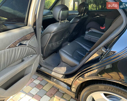 Мерседес Е-Класс 2006 в Ивано-Франковске на Automoto.ua Черный Мерседес Е-Класс, объемом двигателя 3 л и пробегом 326 тыс. км за 8200 $, фото 76 на Automoto.ua