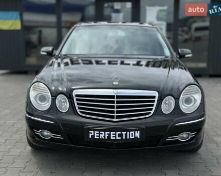Черный Мерседес Е-Класс, объемом двигателя 3 л и пробегом 333 тыс. км за 10700 $, фото 3 на Automoto.ua