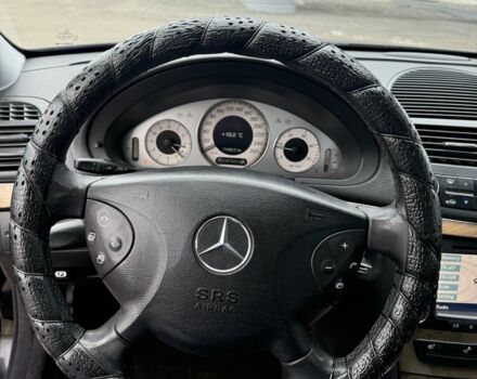 Черный Мерседес Е-Класс, объемом двигателя 0 л и пробегом 350 тыс. км за 4700 $, фото 11 на Automoto.ua