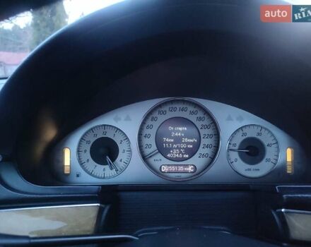 Черный Мерседес Е-Класс, объемом двигателя 3 л и пробегом 256 тыс. км за 9000 $, фото 16 на Automoto.ua
