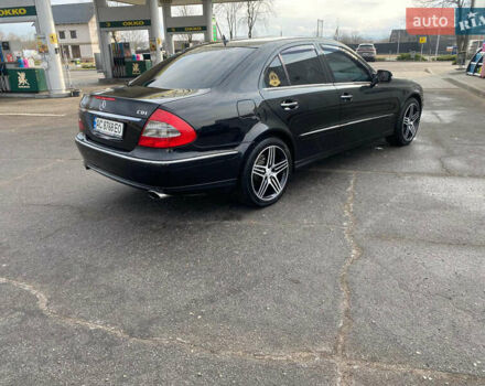 Чорний Мерседес Е-Клас, об'ємом двигуна 2.15 л та пробігом 370 тис. км за 10800 $, фото 1 на Automoto.ua