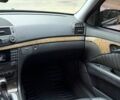 Черный Мерседес Е-Класс, объемом двигателя 1.8 л и пробегом 260 тыс. км за 9100 $, фото 9 на Automoto.ua