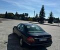 Черный Мерседес Е-Класс, объемом двигателя 2.2 л и пробегом 308 тыс. км за 8500 $, фото 5 на Automoto.ua