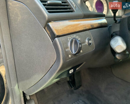 Мерседес Е-Класс 2006 в Ивано-Франковске на Automoto.ua Черный Мерседес Е-Класс, объемом двигателя 3 л и пробегом 326 тыс. км за 8200 $, фото 61 на Automoto.ua