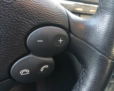 Черный Мерседес Е-Класс, объемом двигателя 1.8 л и пробегом 205 тыс. км за 9999 $, фото 23 на Automoto.ua