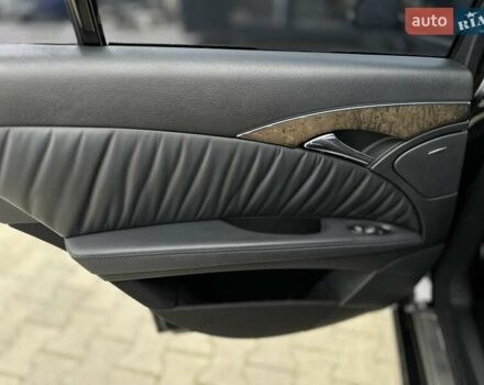 Черный Мерседес Е-Класс, объемом двигателя 3 л и пробегом 333 тыс. км за 10700 $, фото 19 на Automoto.ua