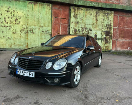 Мерседес Е-Класс 2006 в Чернигове на Automoto.ua Черный Мерседес Е-Класс, объемом двигателя 2.99 л и пробегом 355 тыс. км за 9299 $, фото 4 на Automoto.ua