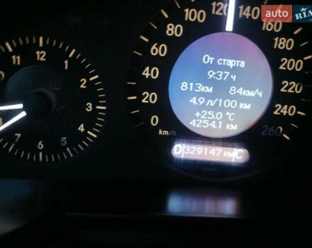Черный Мерседес Е-Класс, объемом двигателя 2.15 л и пробегом 330 тыс. км за 10300 $, фото 8 на Automoto.ua