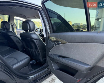 Чорний Мерседес Е-Клас, об'ємом двигуна 2.5 л та пробігом 269 тис. км за 6299 $, фото 25 на Automoto.ua