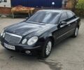 Черный Мерседес Е-Класс, объемом двигателя 2.15 л и пробегом 220 тыс. км за 10200 $, фото 1 на Automoto.ua