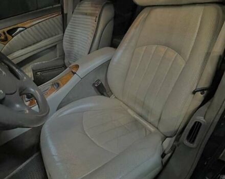 Черный Мерседес Е-Класс, объемом двигателя 3 л и пробегом 201 тыс. км за 7999 $, фото 15 на Automoto.ua