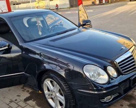 Черный Мерседес Е-Класс, объемом двигателя 2 л и пробегом 270 тыс. км за 8100 $, фото 9 на Automoto.ua