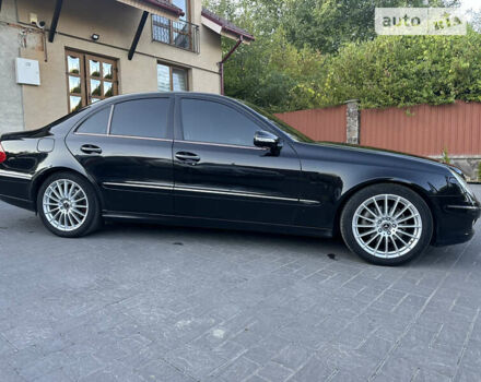 Черный Мерседес Е-Класс, объемом двигателя 2.99 л и пробегом 340 тыс. км за 11000 $, фото 3 на Automoto.ua