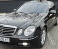 Черный Мерседес Е-Класс, объемом двигателя 2.2 л и пробегом 325 тыс. км за 9900 $, фото 61 на Automoto.ua