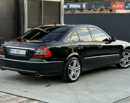 Мерседес Е-Класс 2007 в Хусте на Automoto.ua Черный Мерседес Е-Класс, объемом двигателя 3.2 л и пробегом 331 тыс. км за 9100 $, фото 1 на Automoto.ua