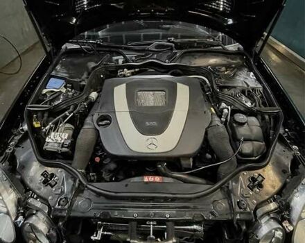 Черный Мерседес Е-Класс, объемом двигателя 3 л и пробегом 201 тыс. км за 7999 $, фото 7 на Automoto.ua