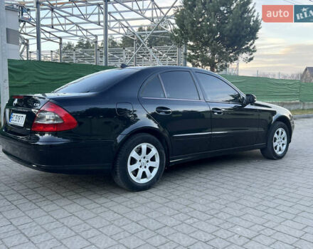 Черный Мерседес Е-Класс, объемом двигателя 2.2 л и пробегом 317 тыс. км за 6700 $, фото 12 на Automoto.ua