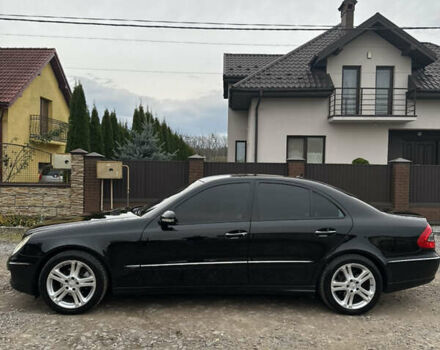 Черный Мерседес Е-Класс, объемом двигателя 2.15 л и пробегом 260 тыс. км за 11777 $, фото 16 на Automoto.ua