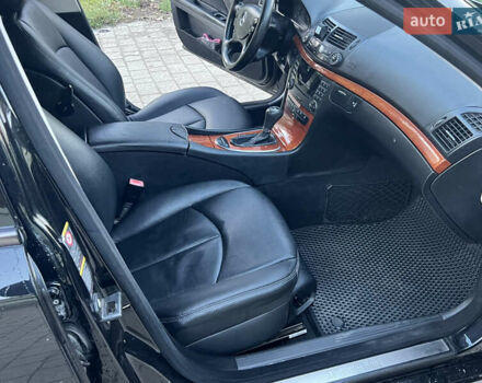 Черный Мерседес Е-Класс, объемом двигателя 2.2 л и пробегом 317 тыс. км за 6700 $, фото 15 на Automoto.ua