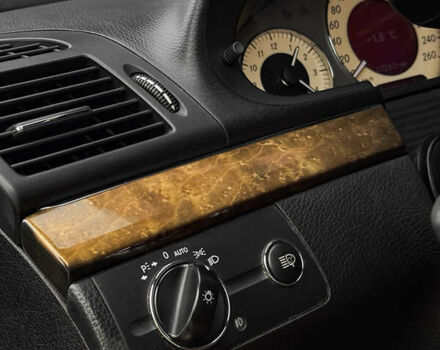 Черный Мерседес Е-Класс, объемом двигателя 3 л и пробегом 384 тыс. км за 9500 $, фото 18 на Automoto.ua