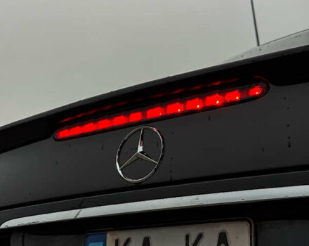 Черный Мерседес Е-Класс, объемом двигателя 3 л и пробегом 384 тыс. км за 9500 $, фото 12 на Automoto.ua