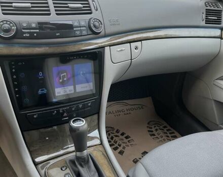 Мерседес Е-Клас 2007 у Одесі на Automoto.ua Чорний Мерседес Е-Клас, об'ємом двигуна 1.8 л та пробігом 273 тис. км за 9200 $, фото 11 на Automoto.ua