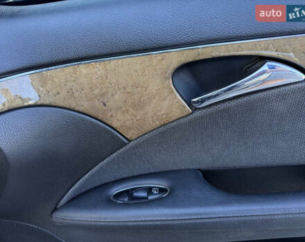 Черный Мерседес Е-Класс, объемом двигателя 2.5 л и пробегом 250 тыс. км за 6450 $, фото 13 на Automoto.ua