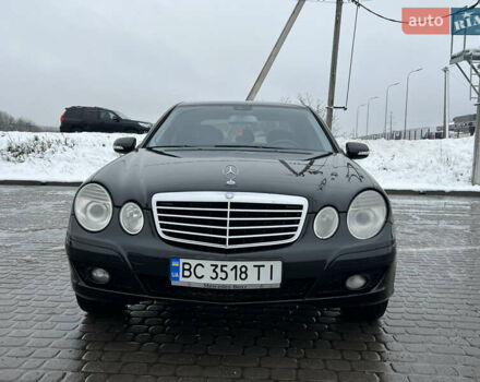 Чорний Мерседес Е-Клас, об'ємом двигуна 2.2 л та пробігом 317 тис. км за 6700 $, фото 1 на Automoto.ua