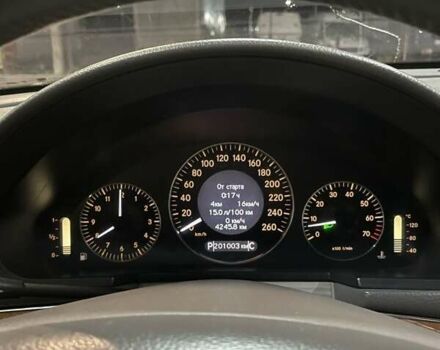 Черный Мерседес Е-Класс, объемом двигателя 3 л и пробегом 201 тыс. км за 7999 $, фото 9 на Automoto.ua