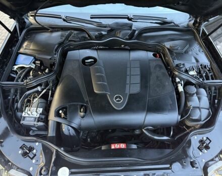 Черный Мерседес Е-Класс, объемом двигателя 2 л и пробегом 245 тыс. км за 7500 $, фото 11 на Automoto.ua