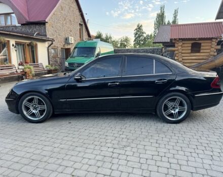 Черный Мерседес Е-Класс, объемом двигателя 2.1 л и пробегом 380 тыс. км за 6700 $, фото 9 на Automoto.ua