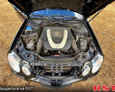 Черный Мерседес Е-Класс, объемом двигателя 3 л и пробегом 107 тыс. км за 12000 $, фото 1 на Automoto.ua