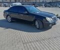Черный Мерседес Е-Класс, объемом двигателя 2.15 л и пробегом 381 тыс. км за 8000 $, фото 1 на Automoto.ua
