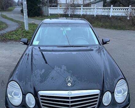 Черный Мерседес Е-Класс, объемом двигателя 3 л и пробегом 320 тыс. км за 9000 $, фото 12 на Automoto.ua