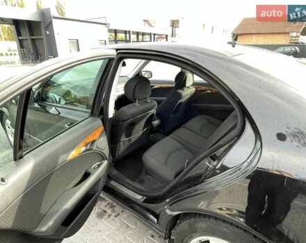 Чорний Мерседес Е-Клас, об'ємом двигуна 3 л та пробігом 183 тис. км за 9300 $, фото 7 на Automoto.ua