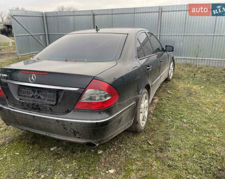 Чорний Мерседес Е-Клас, об'ємом двигуна 2.99 л та пробігом 374 тис. км за 4700 $, фото 15 на Automoto.ua