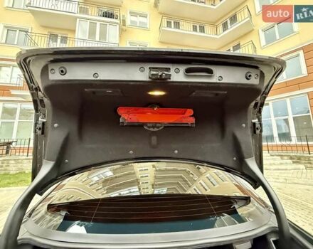 Черный Мерседес Е-Класс, объемом двигателя 2.1 л и пробегом 221 тыс. км за 7800 $, фото 41 на Automoto.ua