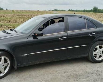 Черный Мерседес Е-Класс, объемом двигателя 2.8 л и пробегом 400 тыс. км за 7000 $, фото 11 на Automoto.ua