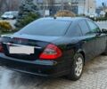 Черный Мерседес Е-Класс, объемом двигателя 2 л и пробегом 245 тыс. км за 7500 $, фото 2 на Automoto.ua
