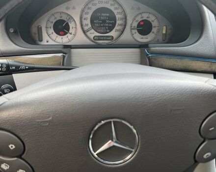 Мерседес Е-Клас 2007 у Одесі на Automoto.ua Чорний Мерседес Е-Клас, об'ємом двигуна 1.8 л та пробігом 273 тис. км за 9200 $, фото 8 на Automoto.ua